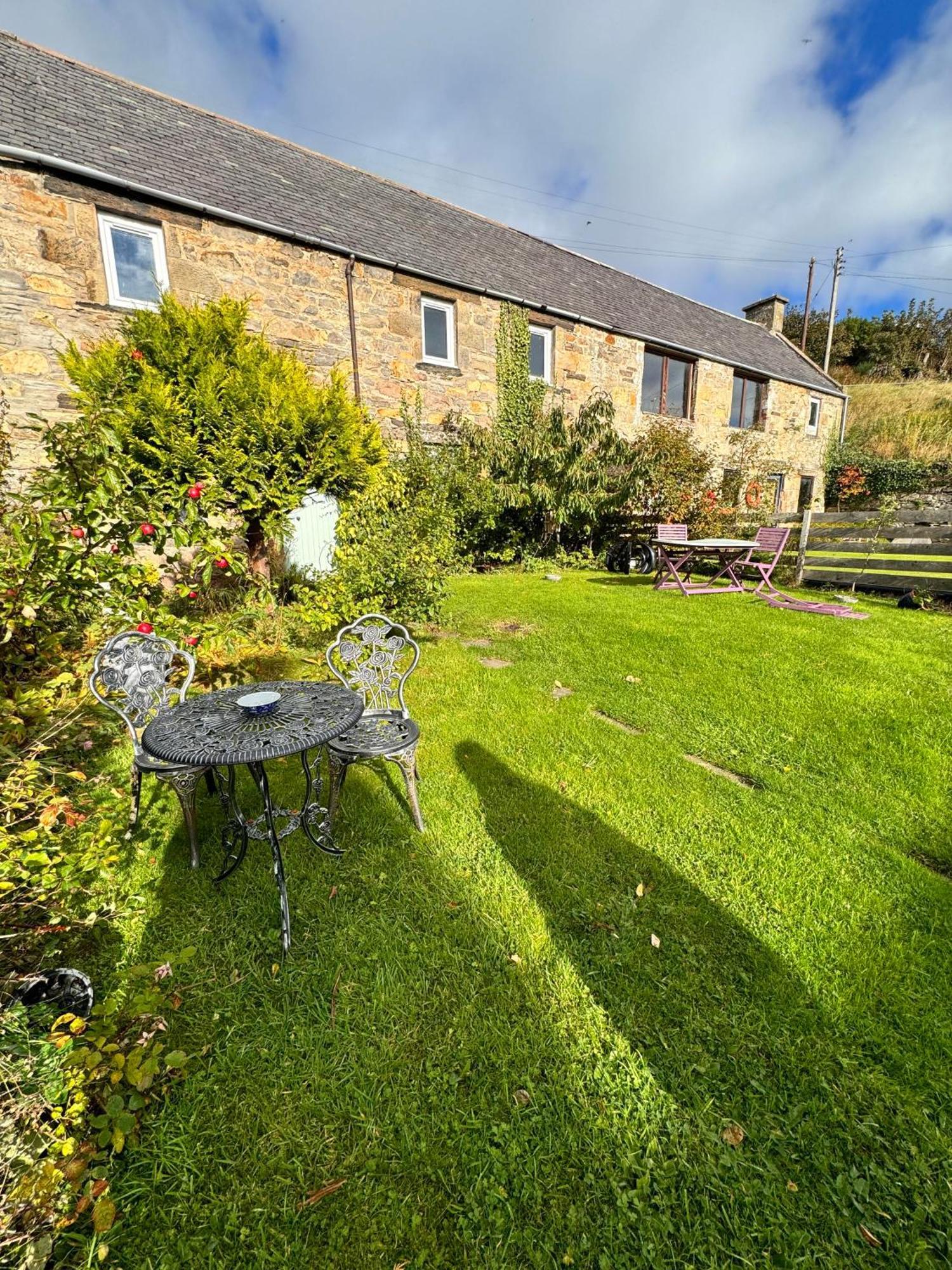 Sea Song, Selkie House Bed and Breakfast Helmsdale Buitenkant foto